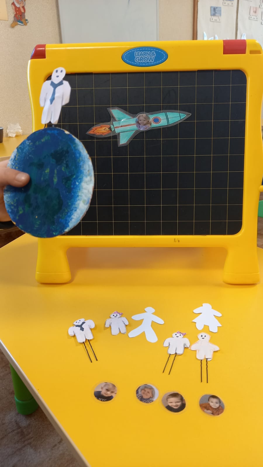 Read more about the article <strong>Magnētiskā Zemeslode.</strong>