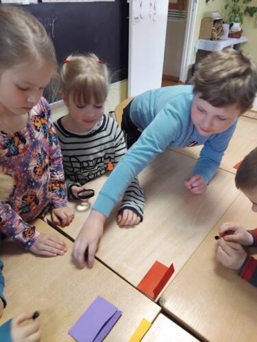 Atklātā nodarbība "Lielie Rūķīši" pirmsskolas grupiņā