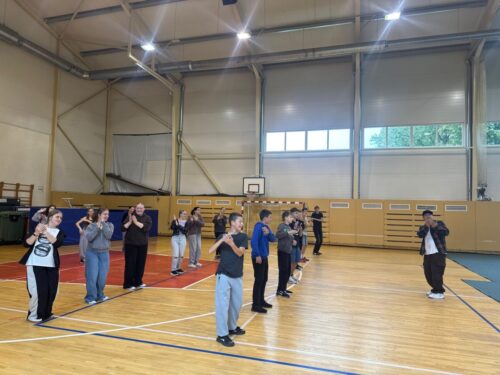 "Stop Time Dance Studio" viesojas Galēnu pamatskolā