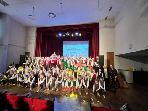 1. – 6. klašu tautas deju kolektīvu koncerts "Ziemas nedarbos un dejās"