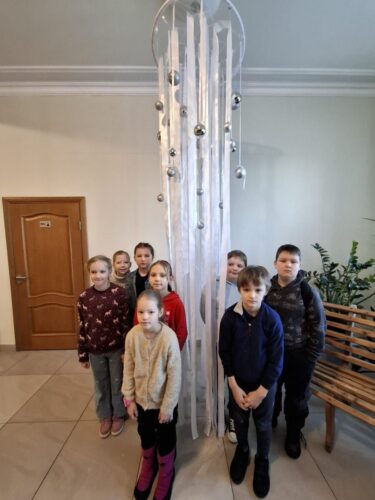 Galēnu pamatskolas teātra pulciņa dalībnieki devās uz Viļānu kultūras namu